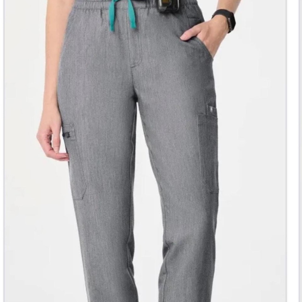 Figs Women's Gray Jogger Pants
